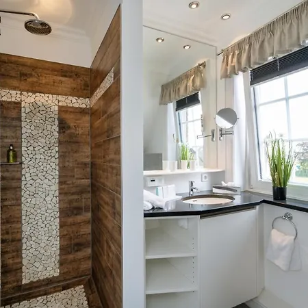 Parkresidenz Christian Viii Hotel 4*