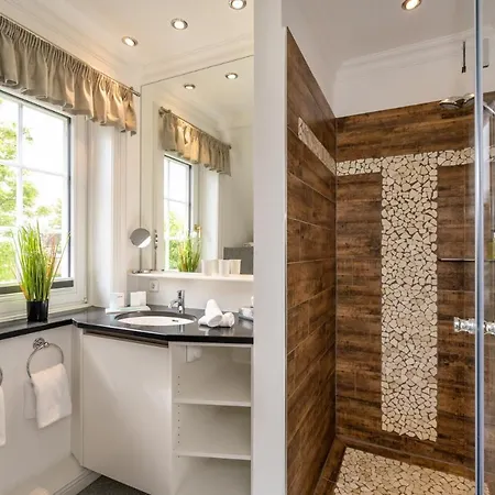 Parkresidenz Christian Viii Hotel 4*